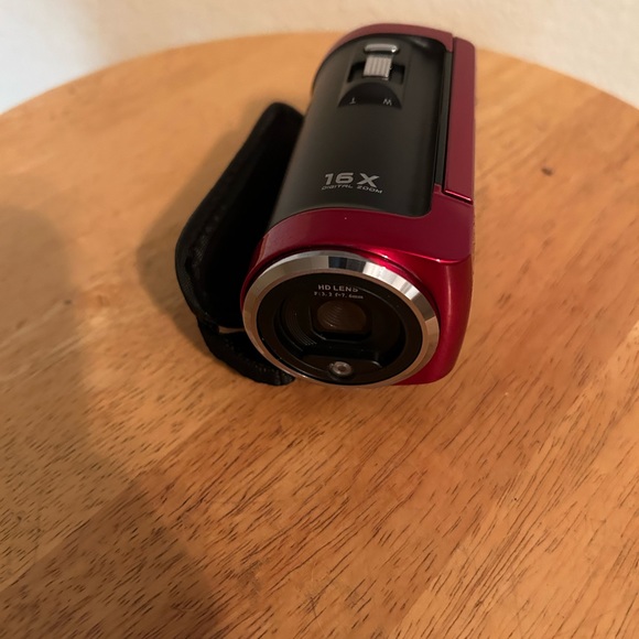 DVC camera - Picture 2 of 3